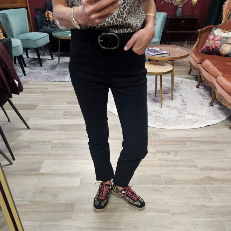 4584 JEAN BRIEG NOIR