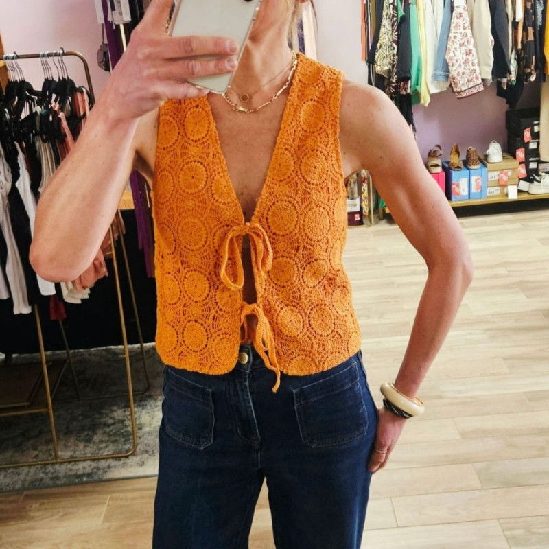 7798 GILET COURT VONY CROCHET OR